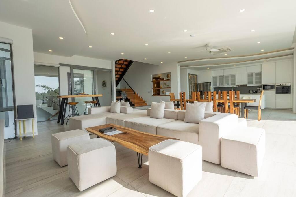 Villa In Maid Gym Sea View Bangtao V111